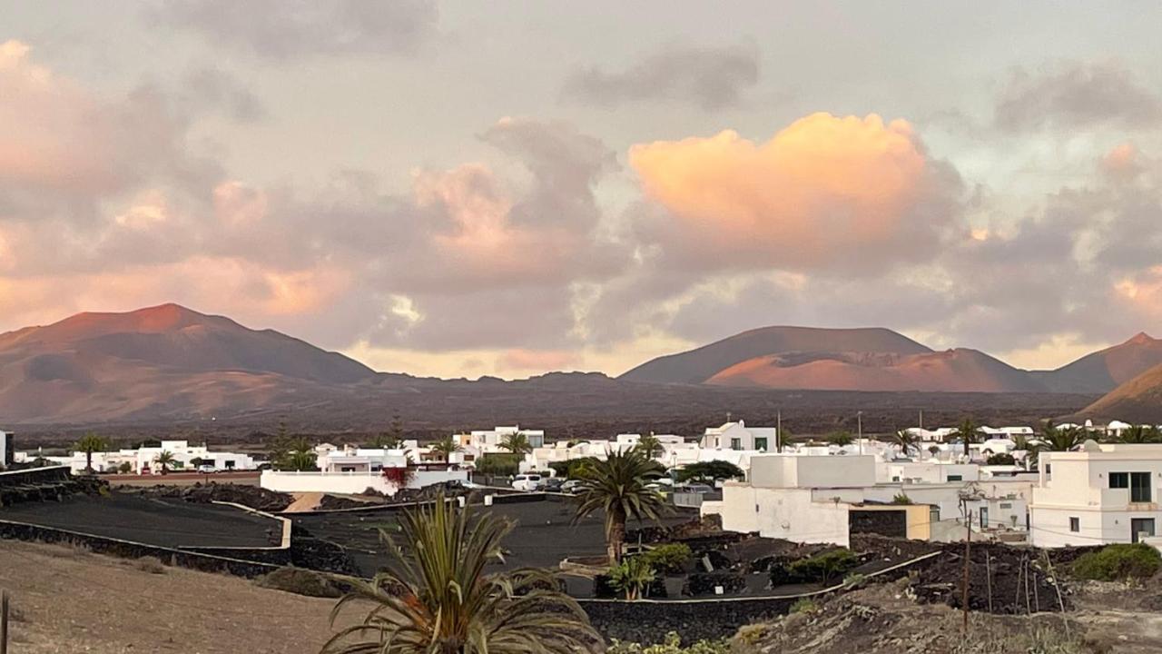 Villa Vulcano Uga Exteriér fotografie
